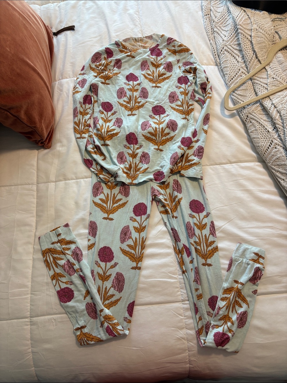 Kids Floral Print Long Sleeve Pajama Set - Light Blue with Pink & Gold